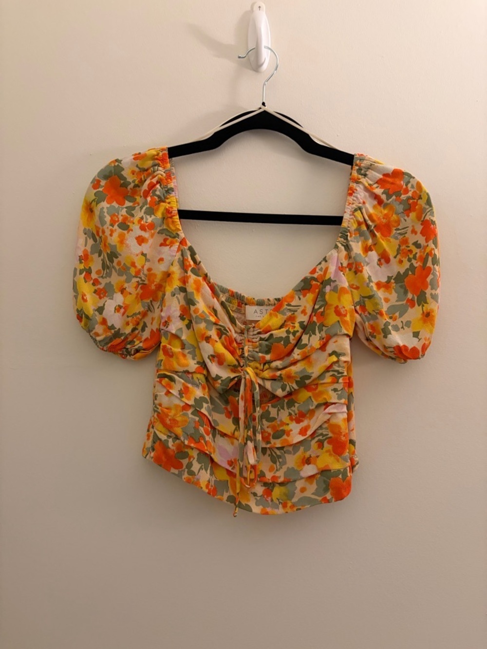 Astr Yellow & Orange Floral Puff-Sleeve Tie-Front Top